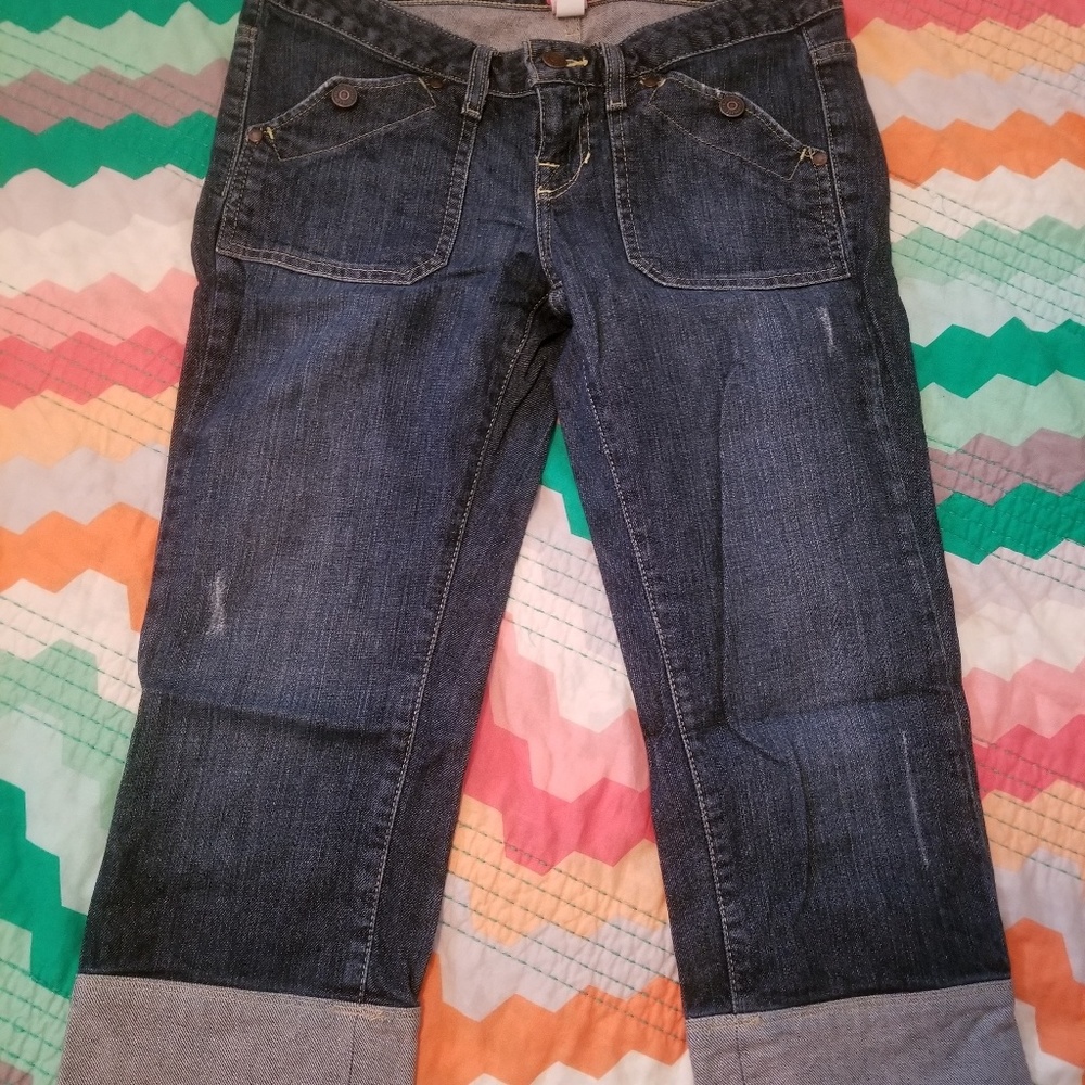 The Limited Capris
